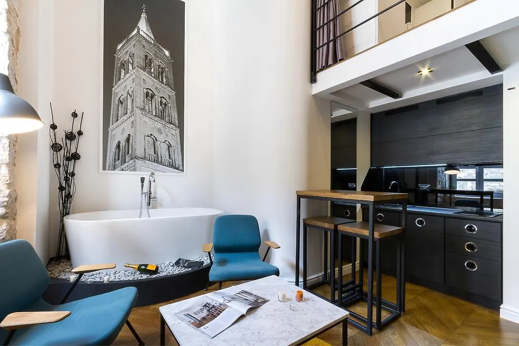 DeZign Superior Apartments&Rooms Zadar Gasthuis