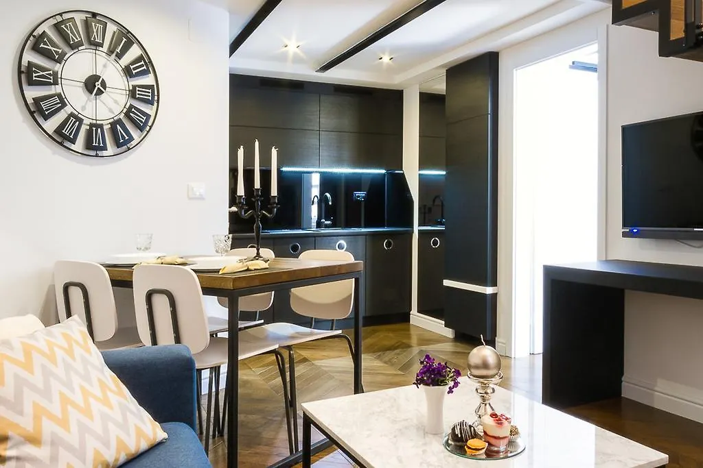 DeZign Superior Apartments&Rooms Zadar