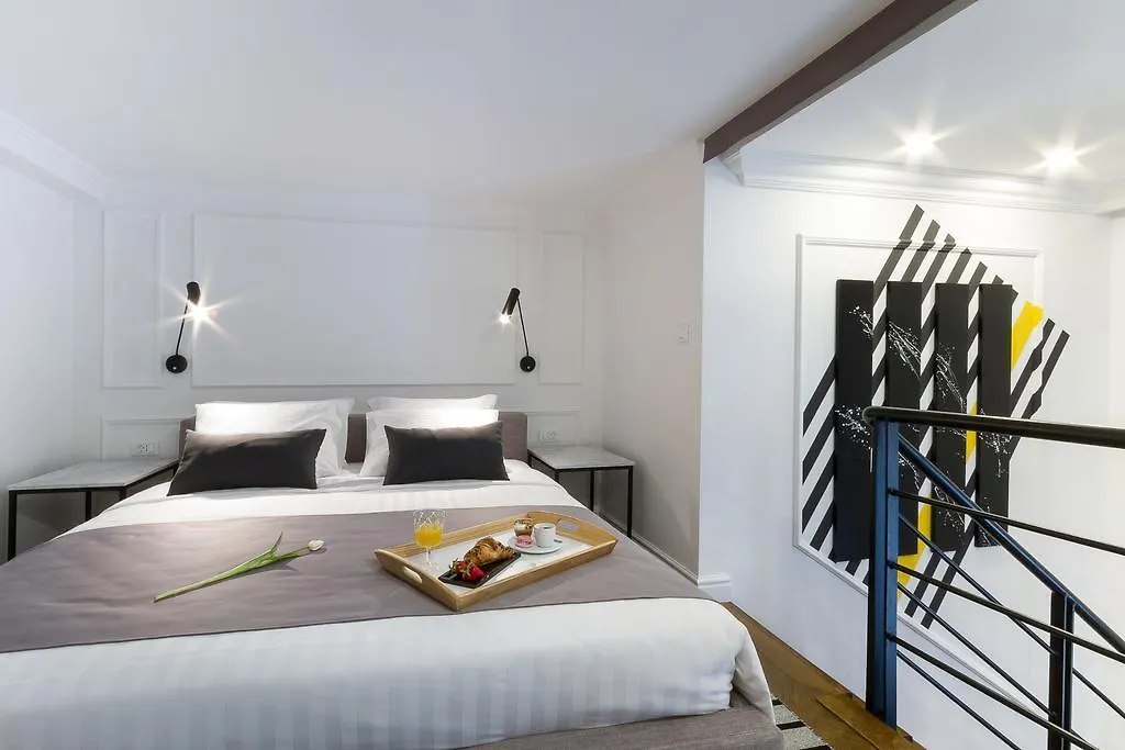 DeZign Superior Apartments&Rooms Zadar